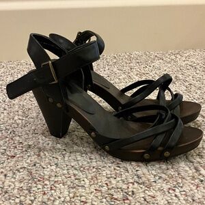 H&M Black Strappy Sandals